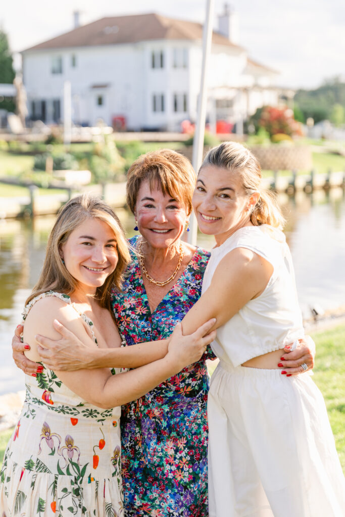 sister and mother photo