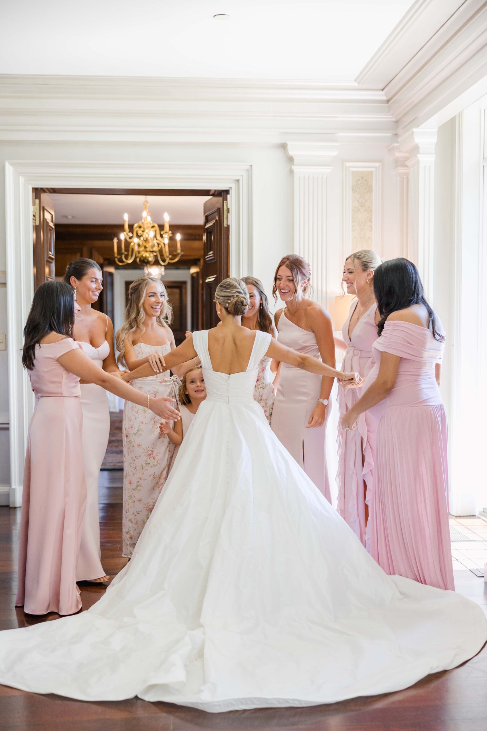 bridesmaids first look